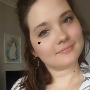 Meet your Posher, Zoe